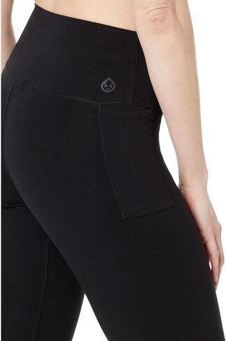 سروال يوجا قصير من أداء تاسك باللون الأسود MD in Kuwait