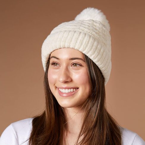 Hadley Wren Women's Plush Knit Pom Beanie in Saudi Arabia