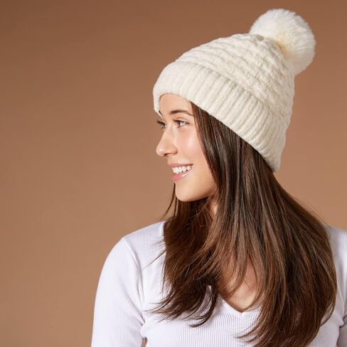 Hadley Wren Women's Plush Knit Pom Beanie in Saudi Arabia