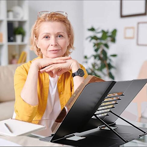 حامل كتب معدني قابل للطي مع 6 زوايا قابلة للتعديل ومشبك صفحة ورقية، حامل كتب قوي لسطح المكتب لكتب الطبخ والمجلة والكتب المدرسية والمستندات وكتاب الموسيقى والكمبيوتر المحمول والكمبيوتر اللوحي (أسود) in Kuwait