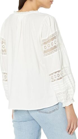 Velvet by Graham & Spencer Women's Tayler Cotton Lace Top in Saudi Arabia