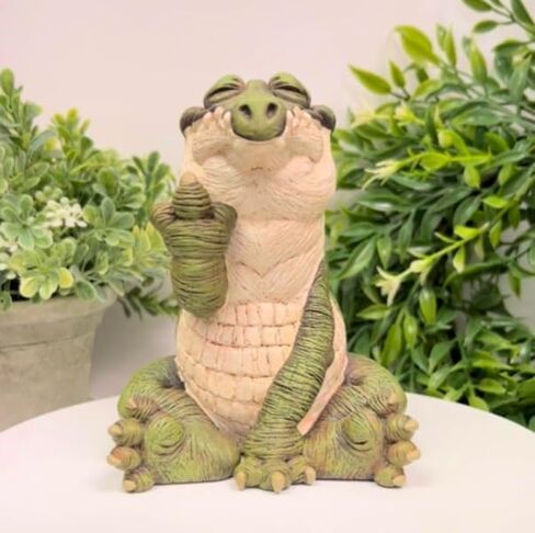 Whimsical Hilarious Alligator Rasing Middle Finger Figurine Funny Garden Decor - Indoor Outdoor Garden Statue - Fun Decor for The Home and Garden in Saudi Arabia