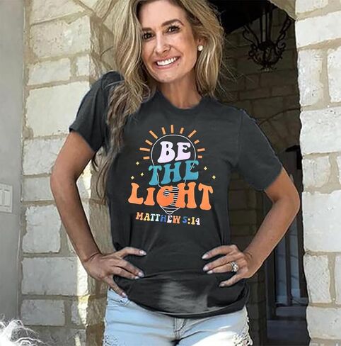 كن الضوء قميص المرأة ماثيو 5:14 المسيحيين تي شيرت الكتاب المقدس الآية ملهمة تي شيرت يسوع قصيرة الأكمام in Kuwait
