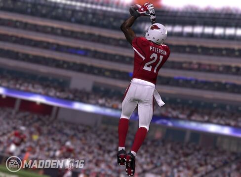 Madden NFL 16 - PlayStation 4 (Renewed) in Saudi Arabia