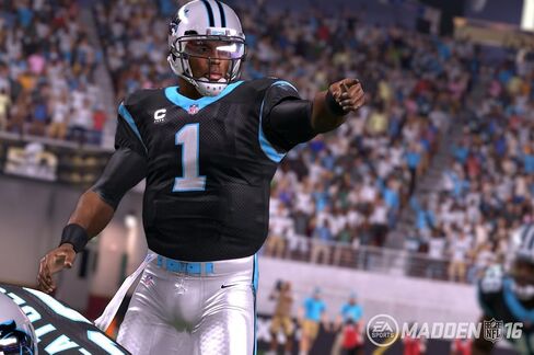 Madden NFL 16 - PlayStation 4 (Renewed) in Saudi Arabia