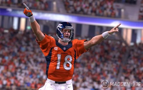 Madden NFL 16 - PlayStation 4 (Renewed) in Saudi Arabia