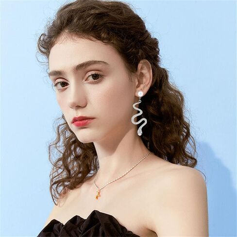 انخفاض الأقراط الطويلة خمر الأفعى بيان الأزياء حساسة الماس الحيوان الأفعى أقراط للنساء مجوهرات إبداعية in Kuwait