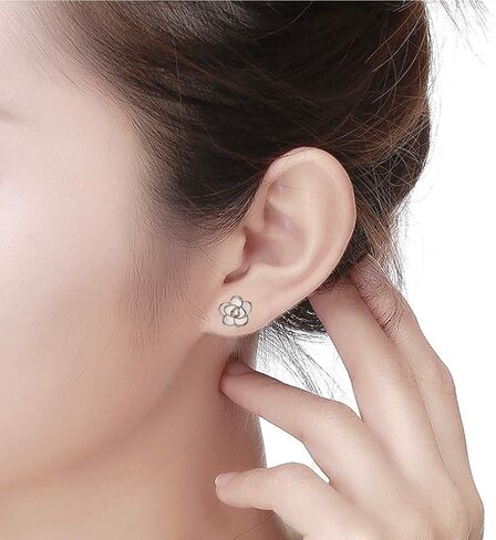 أقراط على شكل زهرة الورد على شكل قطرة زيت للنساء والفتيات، أقراط أنيقة مطلية بالذهب الوردي عيار 18 قيراط للآذان الحساسة ولا تسبب الحساسية in Kuwait