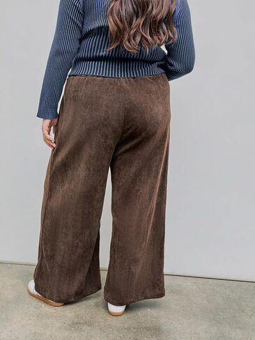 CIDER سروال قصير عالي الخصر مطوي وواسع الساق منحنى & زائد in Kuwait