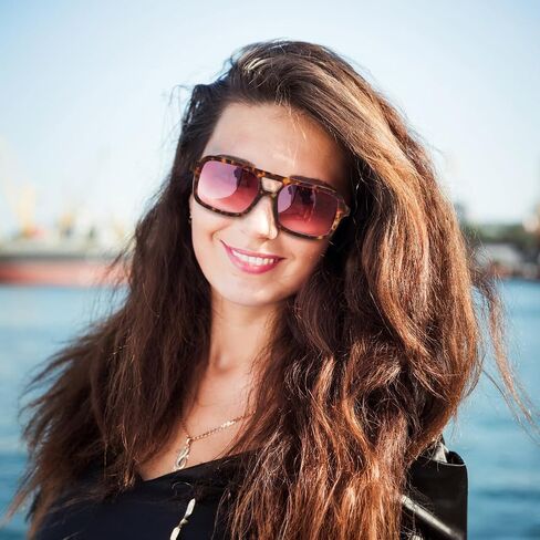 FEISEDY Retro 70s Aviator Sunglasses for Women Men Trendy Flat Square Frame UV400 Sunglasses B0174 in Saudi Arabia