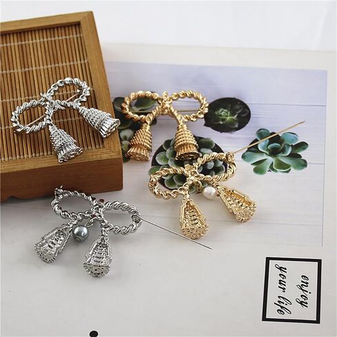 Vintage Ribbon Bow Brooch Pin Exaggerated Bow Knot Lapel Pins Clip Shawl Hat Suit Dress Accessories Brooches Pins Unique Birthday Christmas Jewelry Gifts for Women Girls Mother in Saudi Arabia