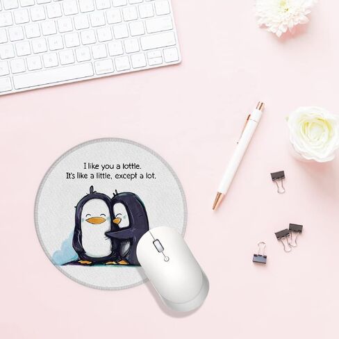 لوحة ماوس لطيفة من Penguin - هدايا البطريق، لوحة ماوس مستديرة مقاومة للماء مقاس 7.9 × 7.9 بوصة، صغيرة، ديكور البطريق، هدايا البطريق للنساء، هدايا للأزواج، أشياء البطريق in Saudi Arabia