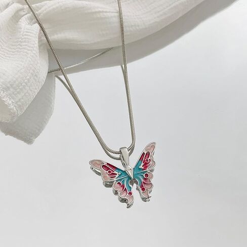 Butterfly Pendant Necklaces Chain Necklace Girls Cute Jewelry Fashion Party Gift for Woman and Girl in Saudi Arabia