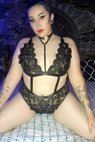 طقم ملابس داخلية مقاس كبير للنساء من EVELUST، حمالة صدر مثيرة من الدانتيل على شكل صدفة وسراويل داخلية عالية الخصر قطعة واحدة تيدي in Kuwait