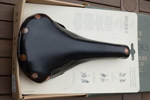 Brooks England Swift Bicycle Saddle in Saudi Arabia