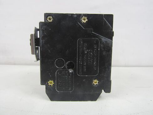 Eaton One 15 Amp 2 Pole and One 30 Amp 2 Pole Type BR, BQC Quadplex Circuit Breaker in Saudi Arabia