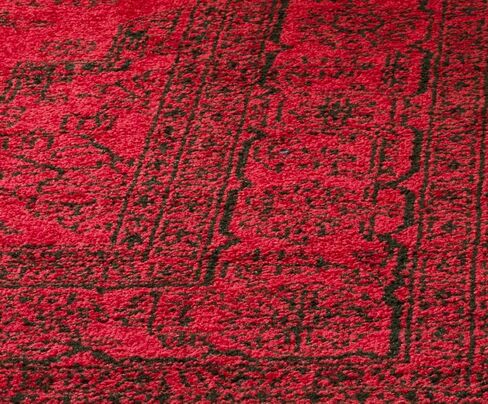 سجادة منطقة مجموعة SAFAVIEH Adirondack - 15.24 سم × 22.86 سم، أحمر وأسود، تصميم ميدالية شرقية، لا يتساقط ويسهل العناية بها، مثالية للمناطق ذات حركة المرور العالية في غرفة المعيشة وغرفة النوم (ADR108F) in Saudi Arabia