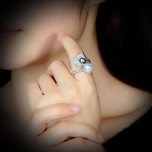 Aprilery Pearl Rings for Women, Fashion Infinity Flower Ring Crystal Statement Ring Band Cocktail Costume Jewelry for Teens Girls Gifts for Her in Saudi Arabia