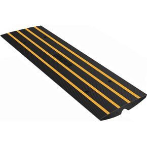 Happybuy Rubber Driveway Curb Ramps 1 Pack, 33069lbs Capacity Heavy Duty Car Ramp, 2.6 Inch High Cable Cover Curbside Bridge Ramp for Loading Dock Garage Sidewalk
