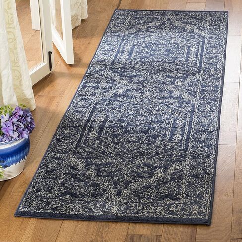 سجادة ركض من مجموعة SAFAVIEH Adirondack - 2'6" x 10'، باللون الأزرق الداكن والعاجي، تصميم ميدالية شرقية، لا يتساقط ويسهل العناية بها، مثالية للمناطق ذات حركة المرور العالية في غرفة المعيشة وغرفة النوم (ADR108N) in Saudi Arabia