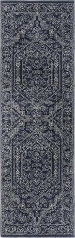سجادة ركض من مجموعة SAFAVIEH Adirondack - 2'6" x 10'، باللون الأزرق الداكن والعاجي، تصميم ميدالية شرقية، لا يتساقط ويسهل العناية بها، مثالية للمناطق ذات حركة المرور العالية في غرفة المعيشة وغرفة النوم (ADR108N) in Saudi Arabia