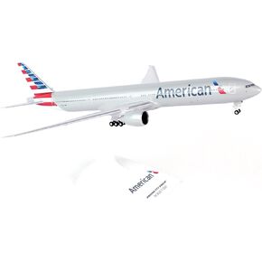 مجموعة بناء نموذج طائرة من Daron Skymarks SKR715 American 777-300 New Livery مع تروس، بمقياس 1/200، أبيض in Kuwait