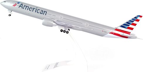 مجموعة بناء نموذج طائرة من Daron Skymarks SKR715 American 777-300 New Livery مع تروس، بمقياس 1/200، أبيض in Kuwait
