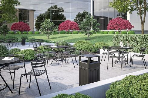 منتجات Safco Canmeleon سلة المهملات ذات الألواح المجوفة للاستخدام الخارجي والداخلي مع جرة رماد 9478BL، باللون الأسود، ألواح مخددة زخرفية، سعة 15 جالونًا in Kuwait