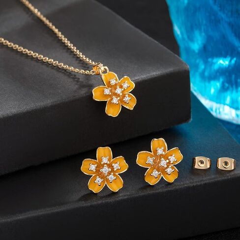 EVEVIC Fashion Cherry Blossom Necklace مجموعة أقراط للنساء 18K مطلية بالذهب لا تسبب الحساسية زهرة ساكورا مجموعة مجوهرات هدايا للنساء الفتيات in Saudi Arabia