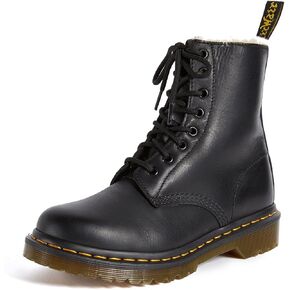 حذاء Dr. Martens Serena حريمي من الجلد المحروق من Wyoming