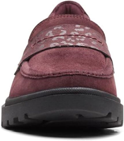 حذاء نسائي مسطح من Clarks Calla Ease in Kuwait