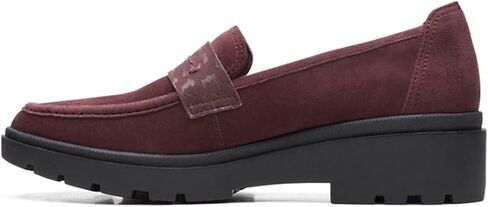 حذاء نسائي مسطح من Clarks Calla Ease in Kuwait
