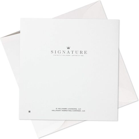 بطاقة عيد الميلاد الأربعين من Hallmark Signature (لم تبدو جيدة أبدًا) in Saudi Arabia