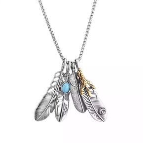 Vintage Feather Eagle Claw Pendant Necklaces Men Boho Antique Silver Color Leaf Long Necklace For Women,four pieces of feathers can be freely combined to wear (2 Layer)