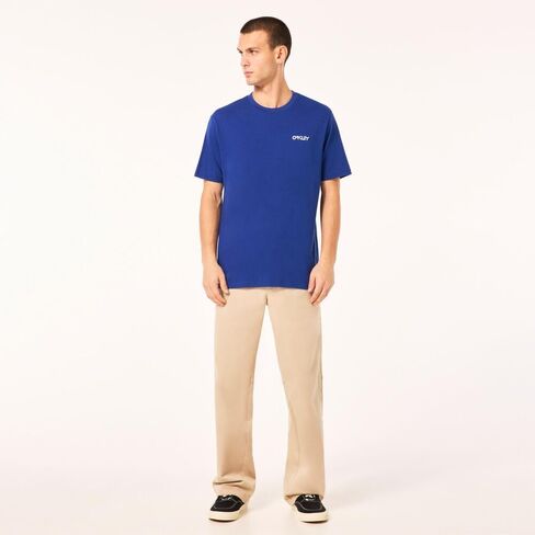 Oakley Men's T-Shirt in Saudi Arabia