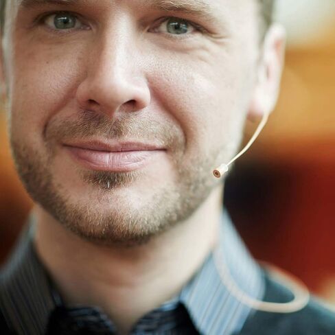 Airwave Technologies HSD-SLIMLINE+SE EV TAN Single Ear Head Worn Microphone with Detachable Cable in TAN - EV Compatible in Saudi Arabia