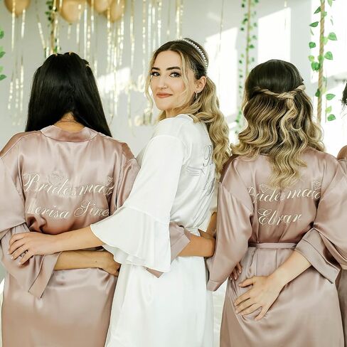 5 Pcs Bride & Bridesmaid Satin Robe, Silky Kimono Bridal Wedding Party Robes Sleepwear in Saudi Arabia