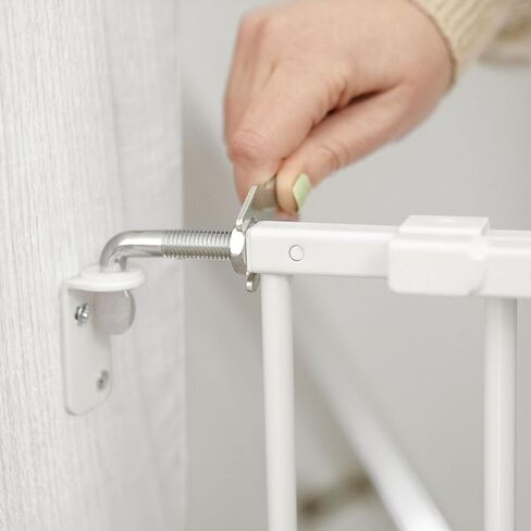 بوابة الحيوانات الأليفة والأطفال من سلسلة Summer by Ingenuity The Doorway 37W مع قفل كاميرا رباعي، بعرض 30 بوصة - 37 بوصة، وطول 28 بوصة، مثبتة بالضغط أو الأجهزة، على الحائط أو الدرابزين في المدخل أو الدرج، باب إغلاق تلقائي - أبيض in Kuwait