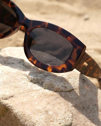 FURTALK Retro Polarized Sunglasses for Women Rectangular Cateye Classic UV400 Protection FT2314 in Kuwait