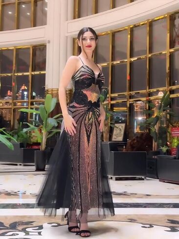 Angel-fashions Women's V Neck Blue Floral Sequin Sheath Long Evening Dress in Kuwait