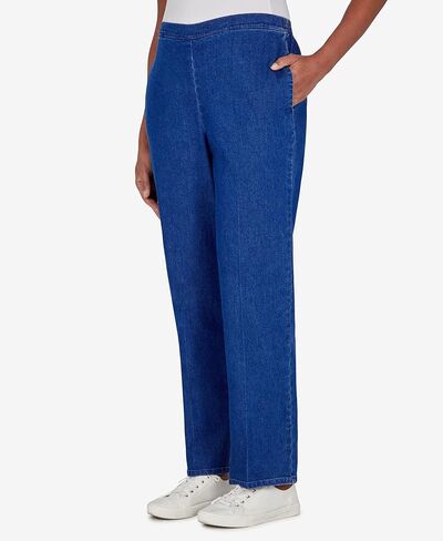 جينز Alfred Dunner النسائي ذو الطول القصير والمقاس العادي in Kuwait