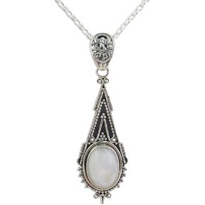 NOVICA Artisan Handmade Cultured Pearl Button Earrings White Sterling Silver Freshwater India Birthstone [0.7 in L x 0.7 in W x 0.3 in D] ' Regal Aura'