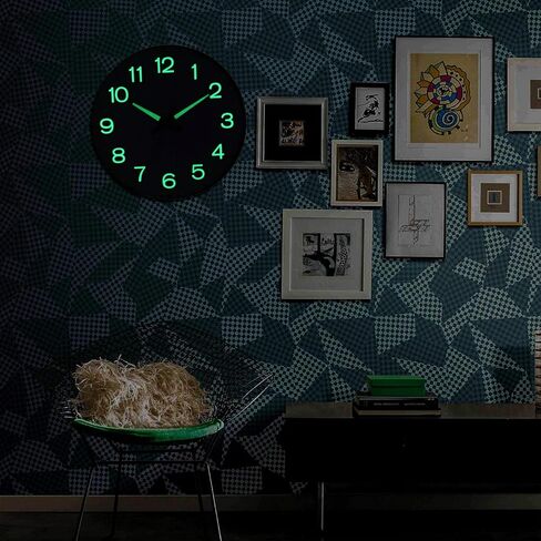 ساعة حائط عصرية بإضاءة ليلية مقاس 12 بوصة من Fasmov، ساعات حائط كوارتز صامتة غير موقوتة، تعمل بالبطارية، سهلة القراءة لساعة ديكور المنزل والمكتب والمدرسة in Kuwait