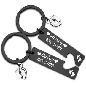 Pregnancy Announcement Gifts Daddy and Mommy Est 2025 Keychain Set New Parents Gift First Time Gifts Dad Mommy to Be Gift