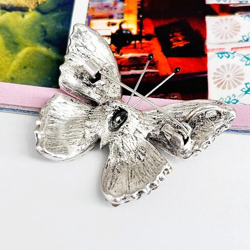 SELOVO Butterfly Crystal Brooch Pin Jewelry Rhinestone Gold Tone in Kuwait