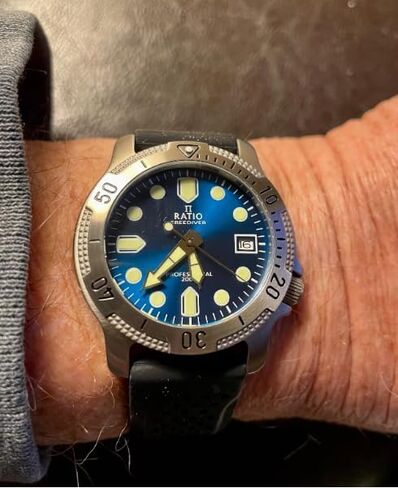 RATIO FreeDiver ساعة غوص احترافية ساعة غواص كوارتز كريستال الياقوت 200 متر مقاومة للماء ساعة غوص للرجال in Kuwait