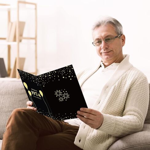 هدية عيد الميلاد الخمسين للرجال أو النساء من كرينكس، ملصق عيد ميلاد إبداعي في عام 1974، كتاب توقيع ضيف عيد الميلاد الخمسين العملاق لتزيين حفلات عيد الميلاد الخمسين باللونين الأسود والذهبي in Kuwait