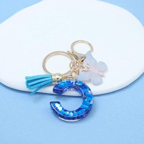 Mlouye A-Z سلاسل مفاتيح الحروف الأبجدية الأولية من الراتنج على شكل قلب الحب مع فراشة وشرابة لمفاتيح السيارة in Kuwait