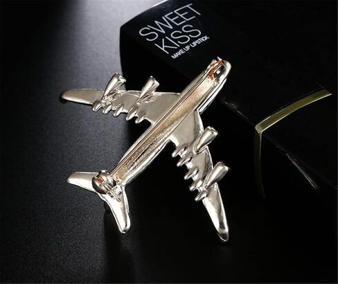 دبوس بروش بتصميم طائرة بلون احمر للنساء والرجال من اولريكار، بروش مصنوع من المعدن، بدون احجار كريمة in Kuwait