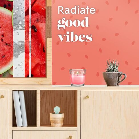 جرة شمعة Glade، معطر جو، ابق باردًا بالبطيخ، 3.4 أونصة in Kuwait